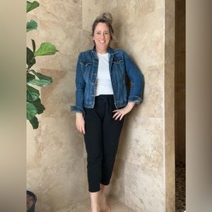 Sold-A New Day black cropped pants